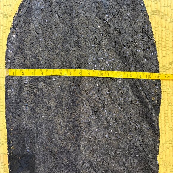 NWOT - Lulu's Navy Blue Sequin Lace Bodycon Midi Party / NYE / Holiday Dress XS - Picture 9 of 11